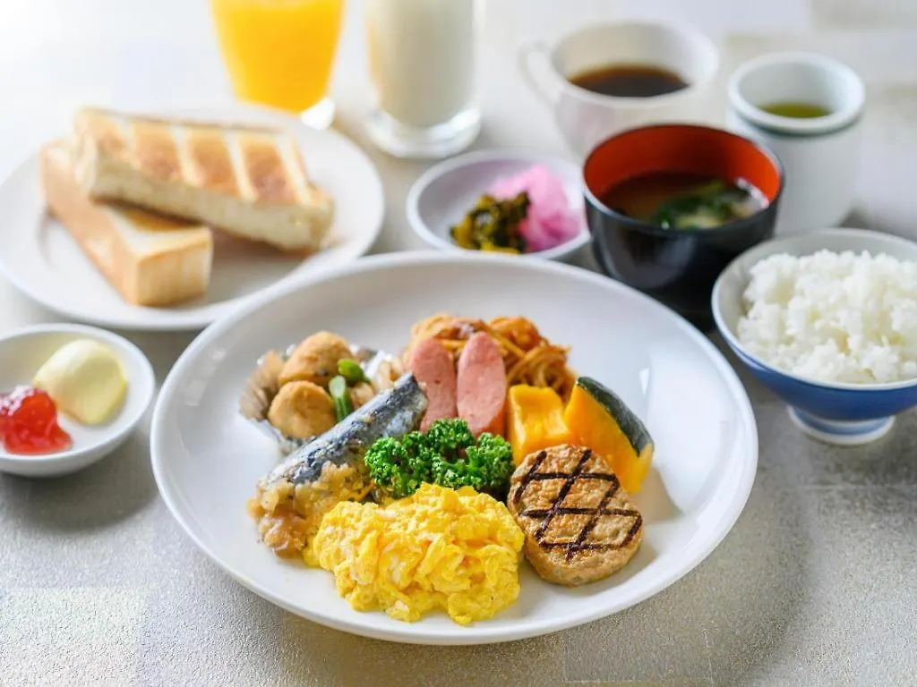 Apa Hotel Sapporo Odori Ekimae Nishi 3*,  Japonsko
