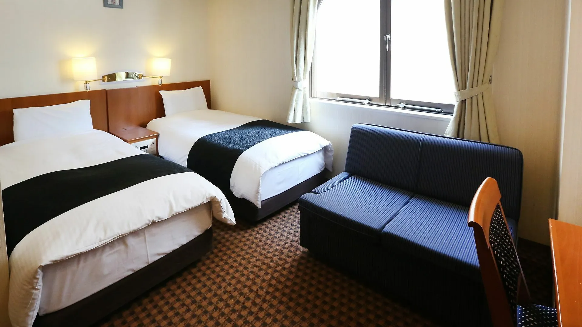 Apa Hotel Sapporo Odori Ekimae Nishi